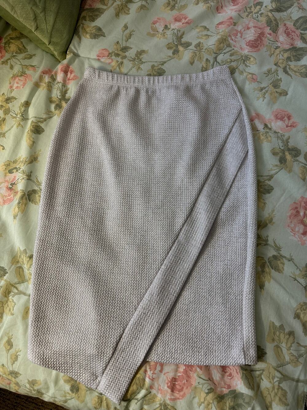 Snap Wrap effect/wrap look skirt size small white with a little sparkle